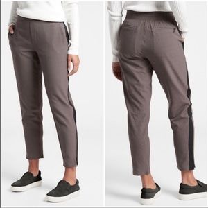 Athleta Brooklyn Plaid Ankle Travel High Waisted Pants 0 Side Stripe Brown Black
